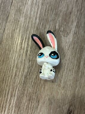 Littlest Pet Shop Magic Motion Bunny